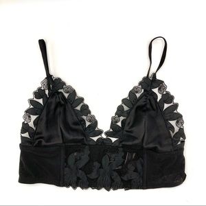 VS Sexy black lace bralette